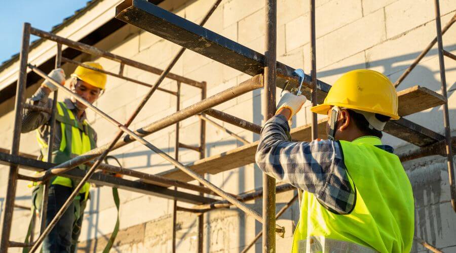 Professional residential roofers in Bowdoin, ME